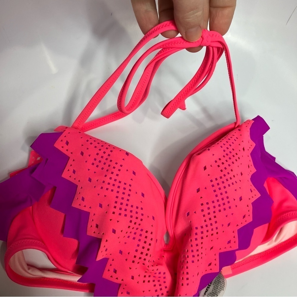 PINK Victoria’s Secret bikini top hot pink size small